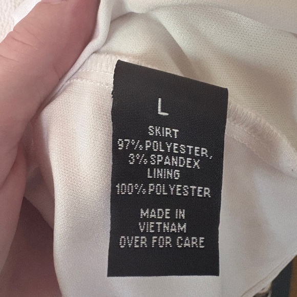 Iz Byer floral maxi dress-Size L- buttons, lined, slit - Picture 6 of 6